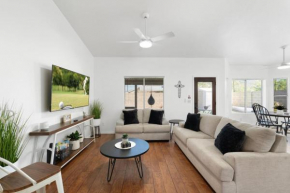 Serenity Retreat - West Cavalier - Glendale Oasis